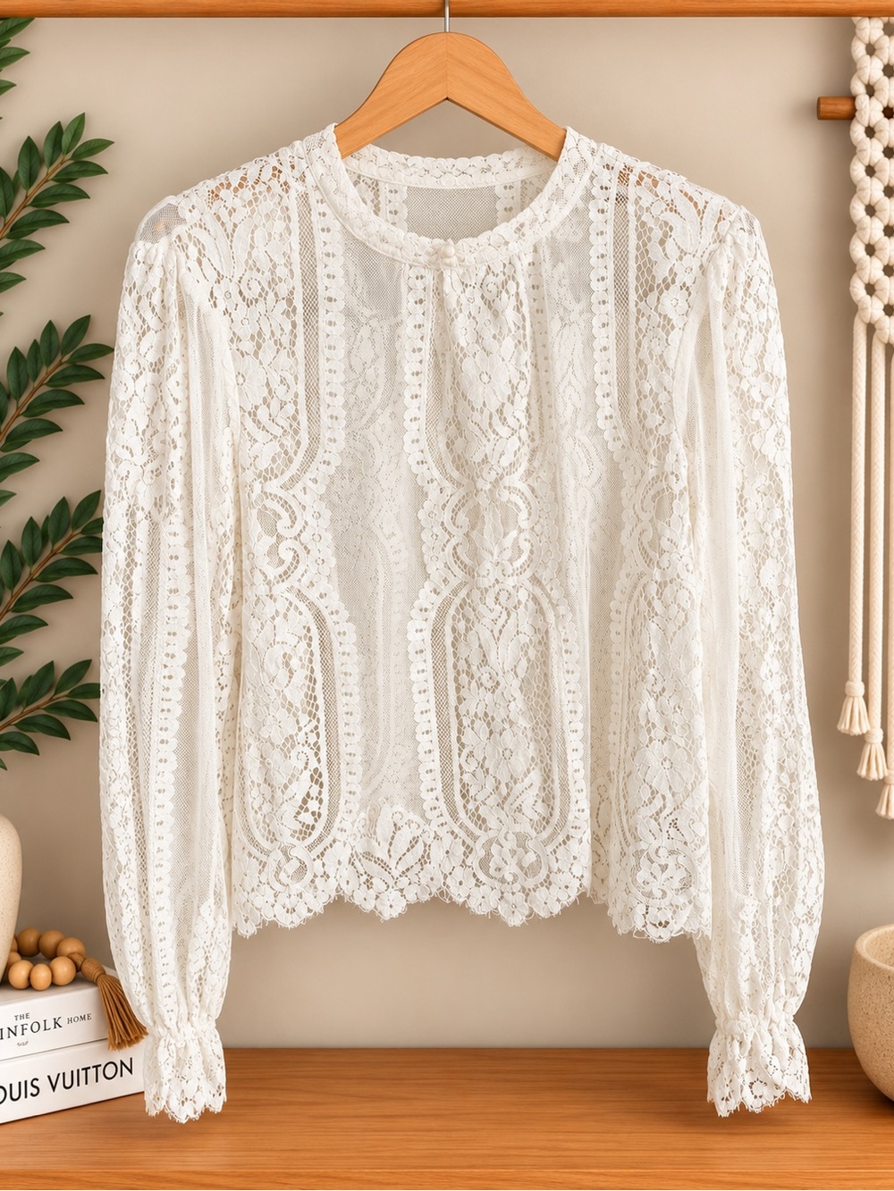 Women's White Lace Long-Sleeve Blouse